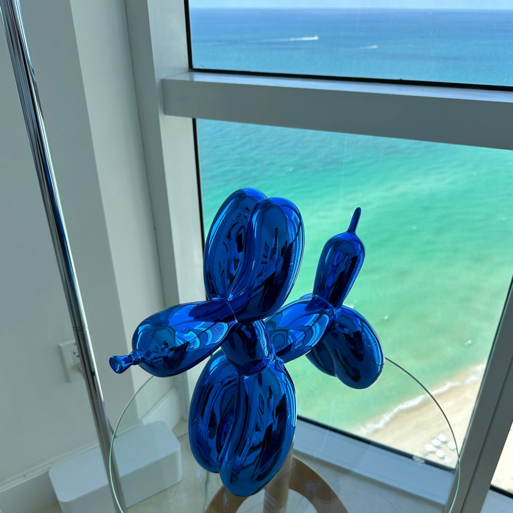 Junips | Balloon Dog Sculpture