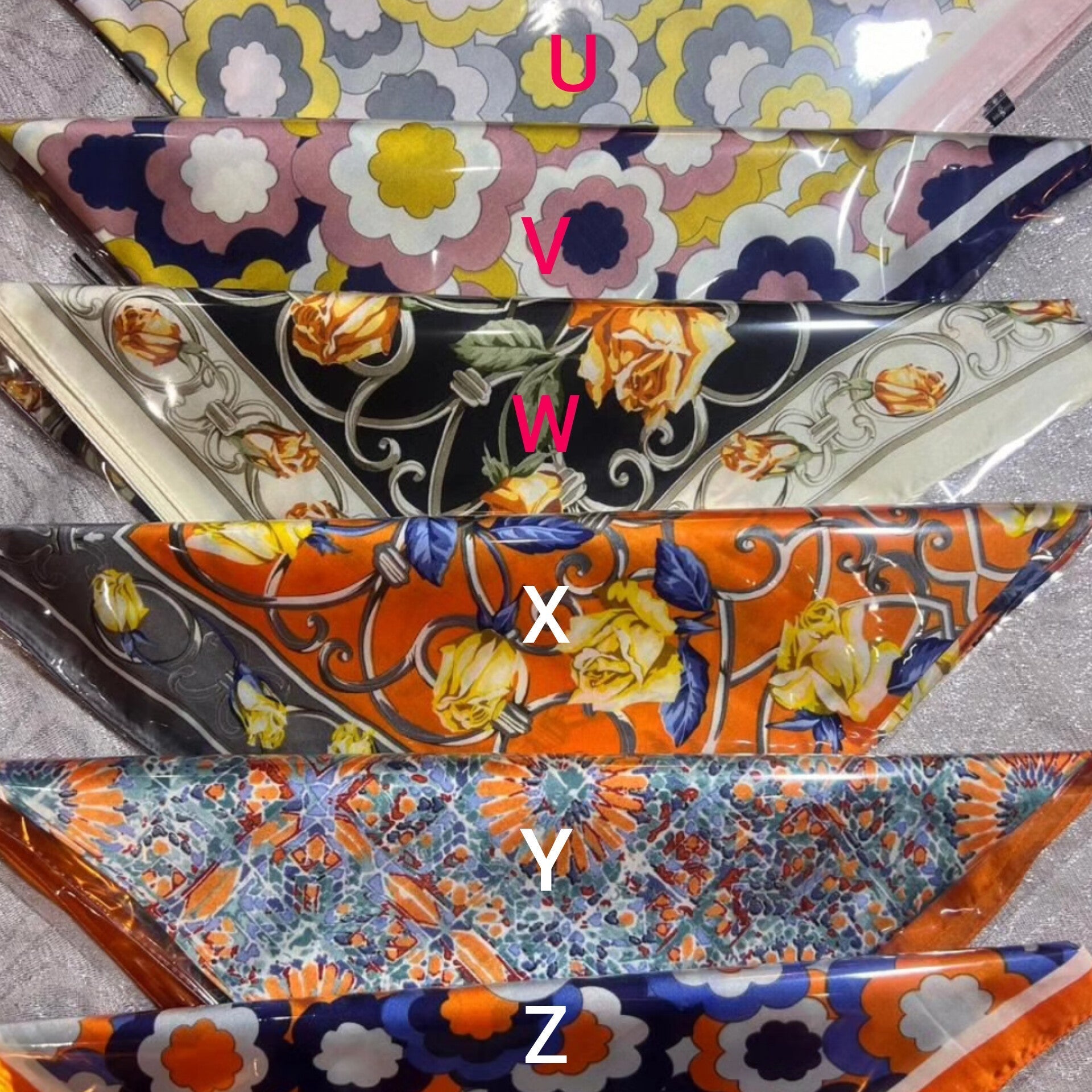 Junips | Silk Square Scarf