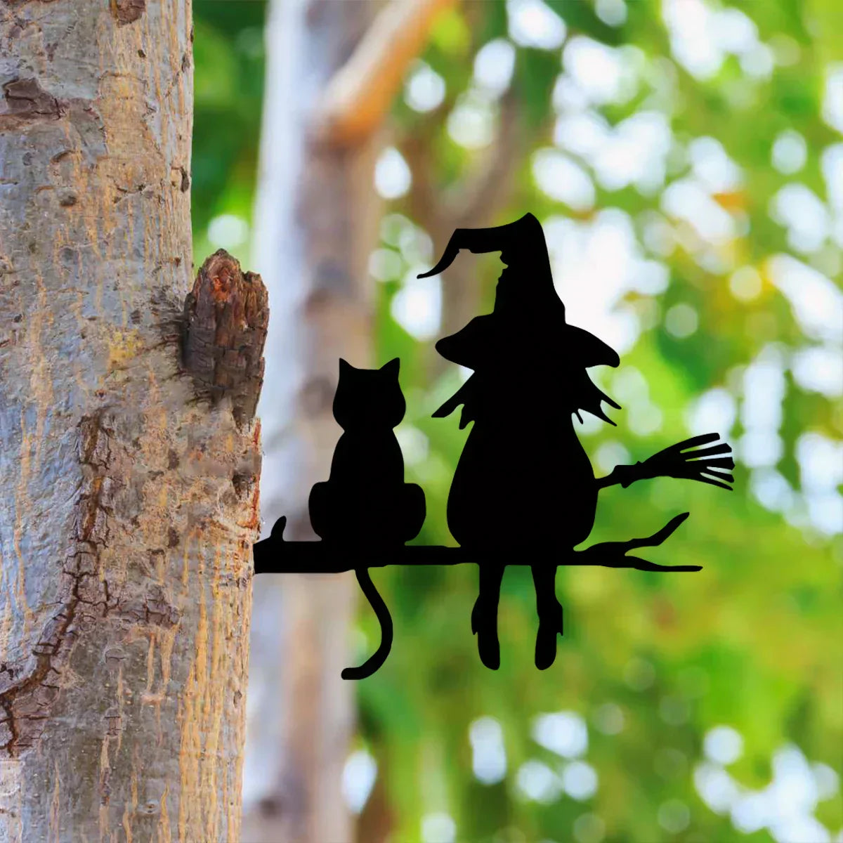 Junips | Metal art | Witch and cat garden decoration