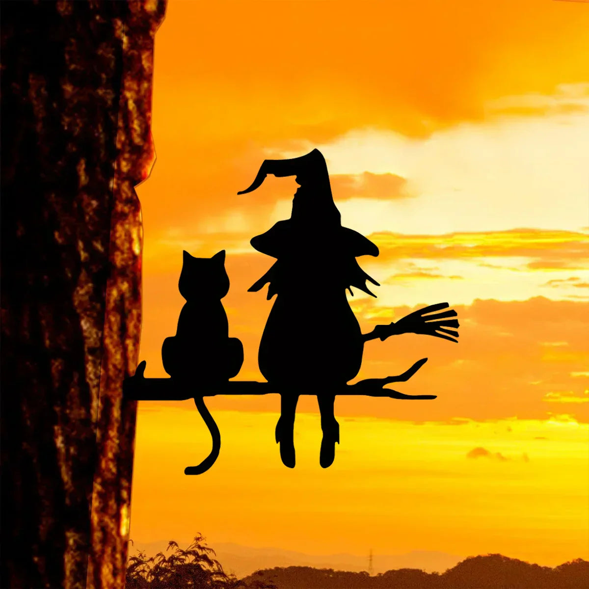 Junips | Metal art | Witch and cat garden decoration