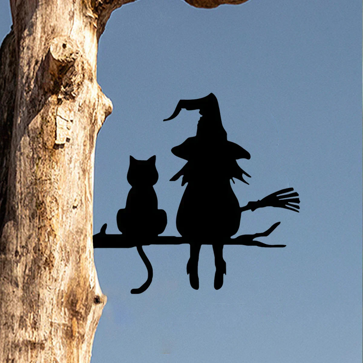 Junips | Metal art | Witch and cat garden decoration