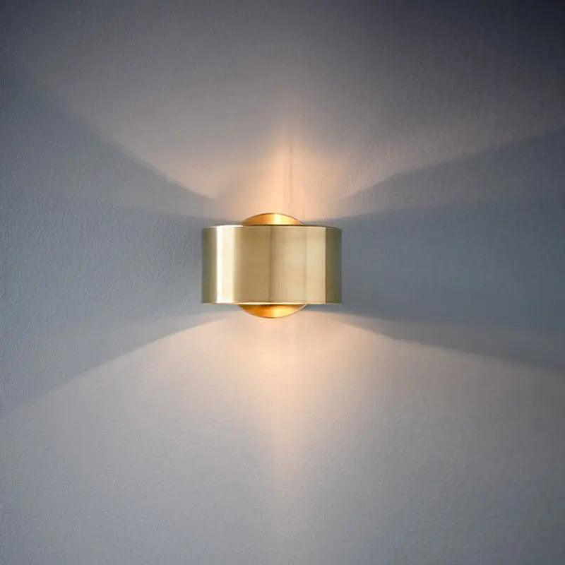 Junips | Wall lamp - LuxeShine - Modern & Chic room transformation