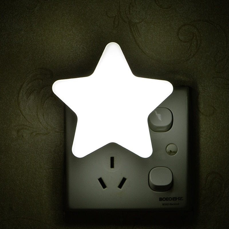 Junips | Children's Night Light with Unique Designs – Energy-efficient LED Night Light for Kids with Plug, Safe and Charming