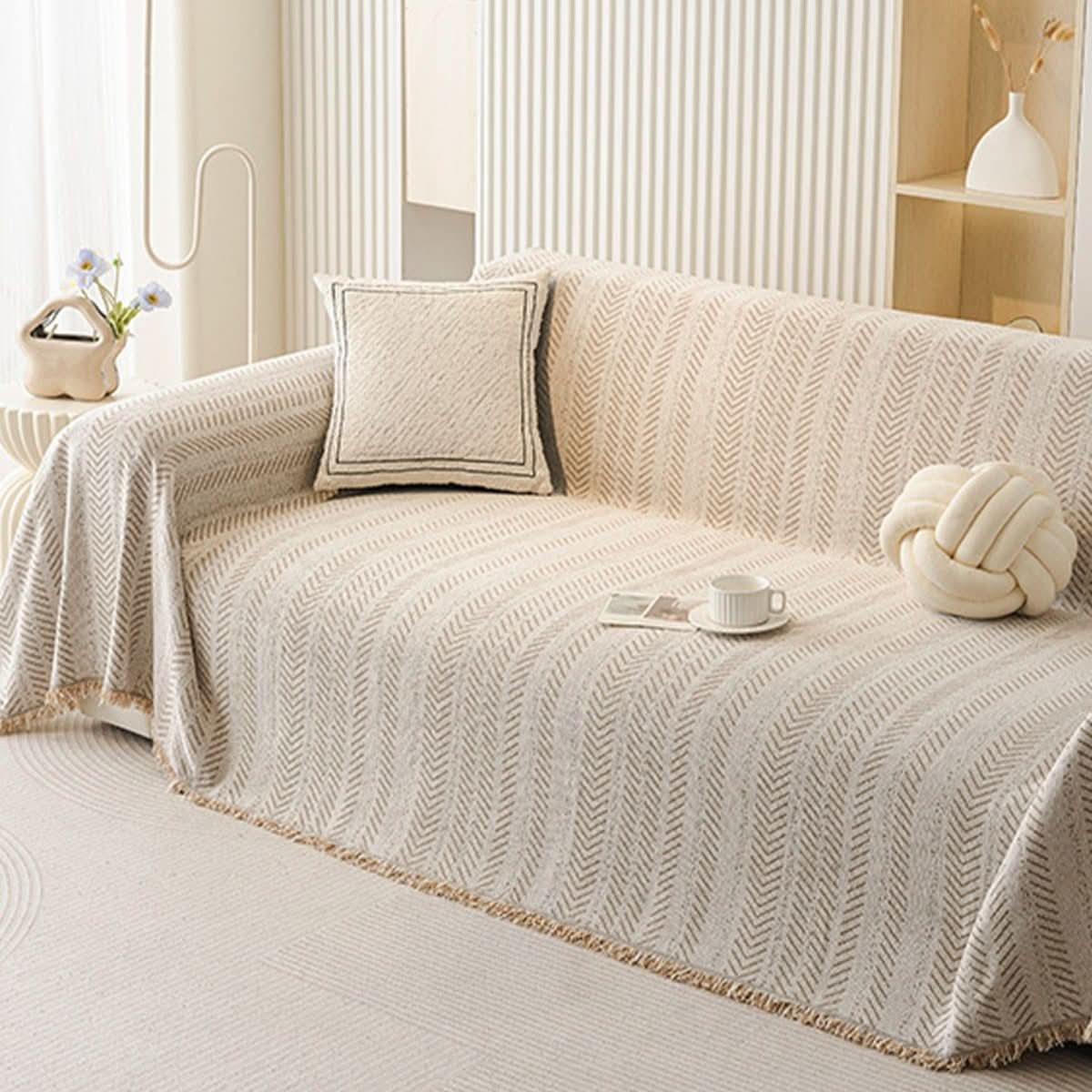 Junips | Scratch-resistant & washable sofa cover made of chenille
