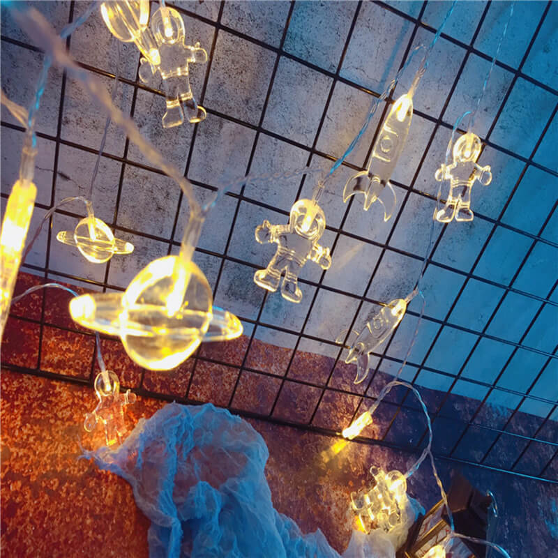 Junips | LED Astronaut String Lights