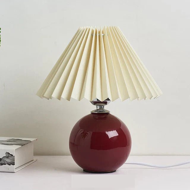 Junips | Elegant Vintage Table Lamp with Foldable Lampshade