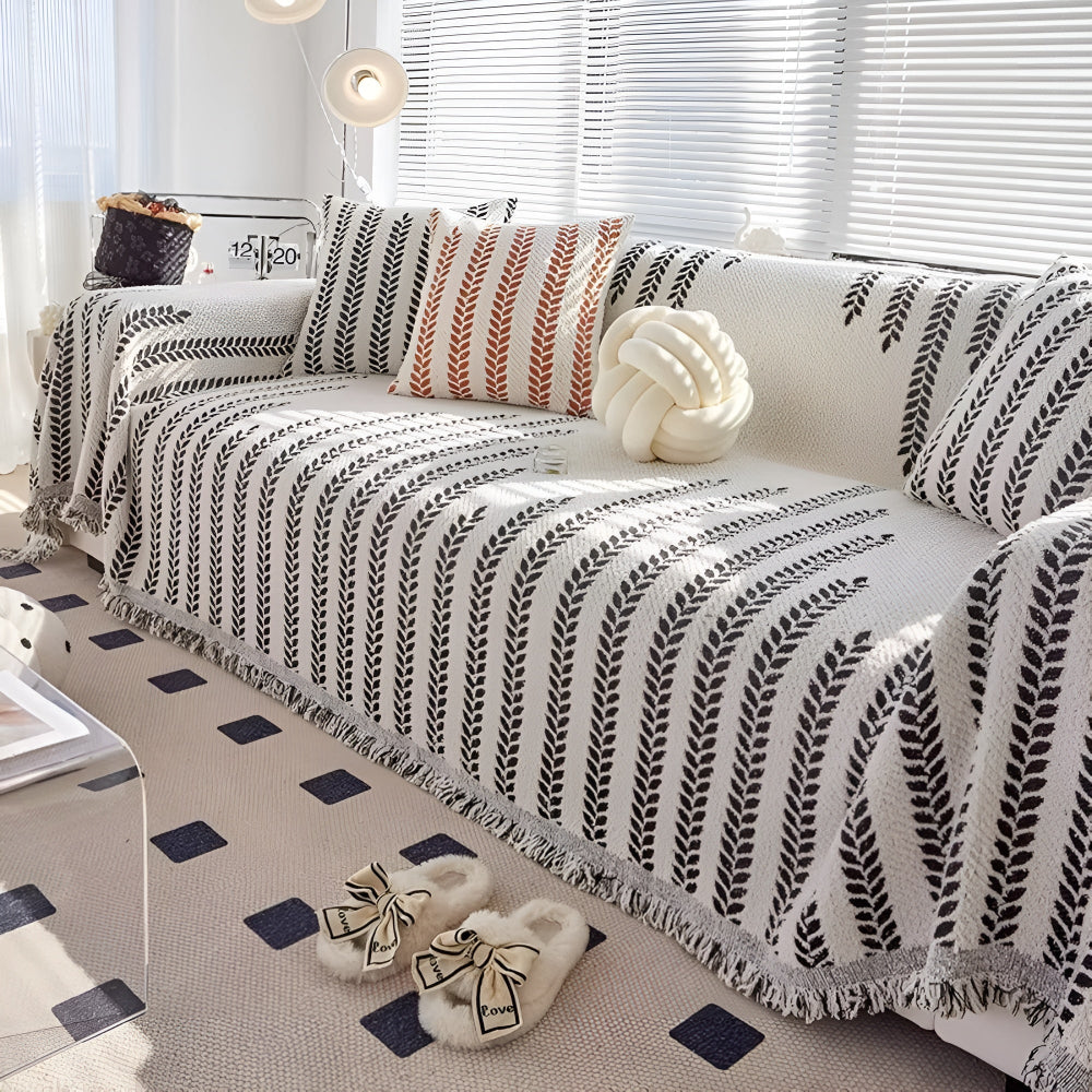 Junips | Leaf Fringed Lace Sofa Cover