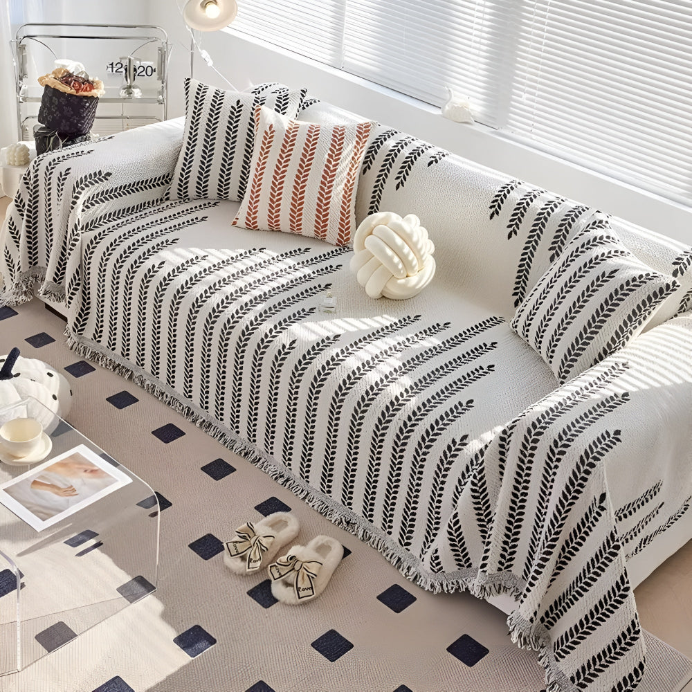 Junips | Leaf Fringed Lace Sofa Cover