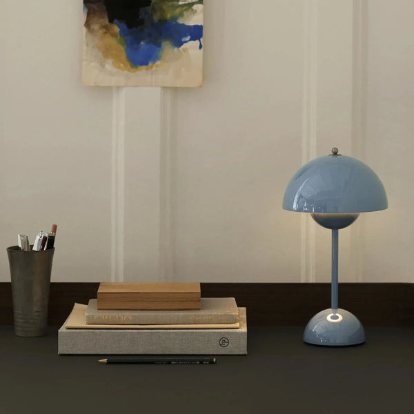 Junips | Designer LED Table Lamp with Aurora Effect