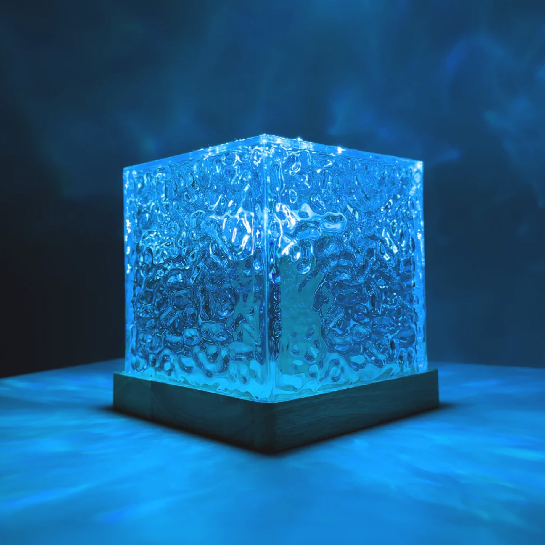 Junips | LED Table Lamp with Water Wave Effect