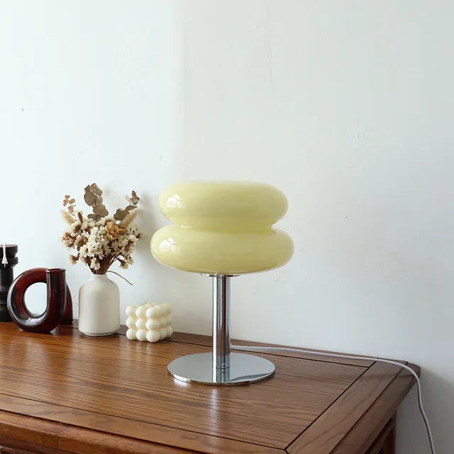 Junips | Luxury and subtle table lamp with elegant finish
