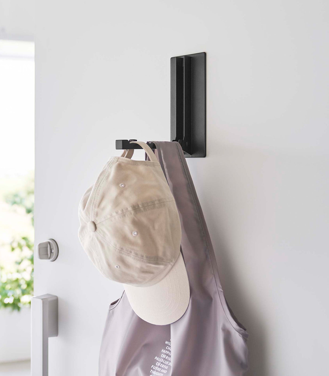 Junips | Magnetic Folding Hook - Steel