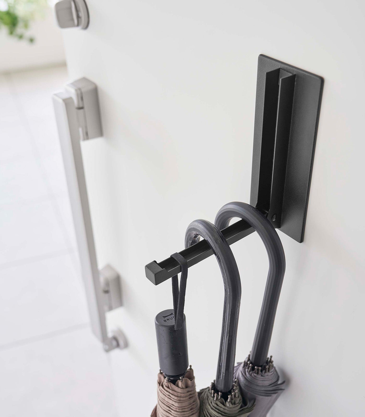 Junips | Magnetic Folding Hook - Steel