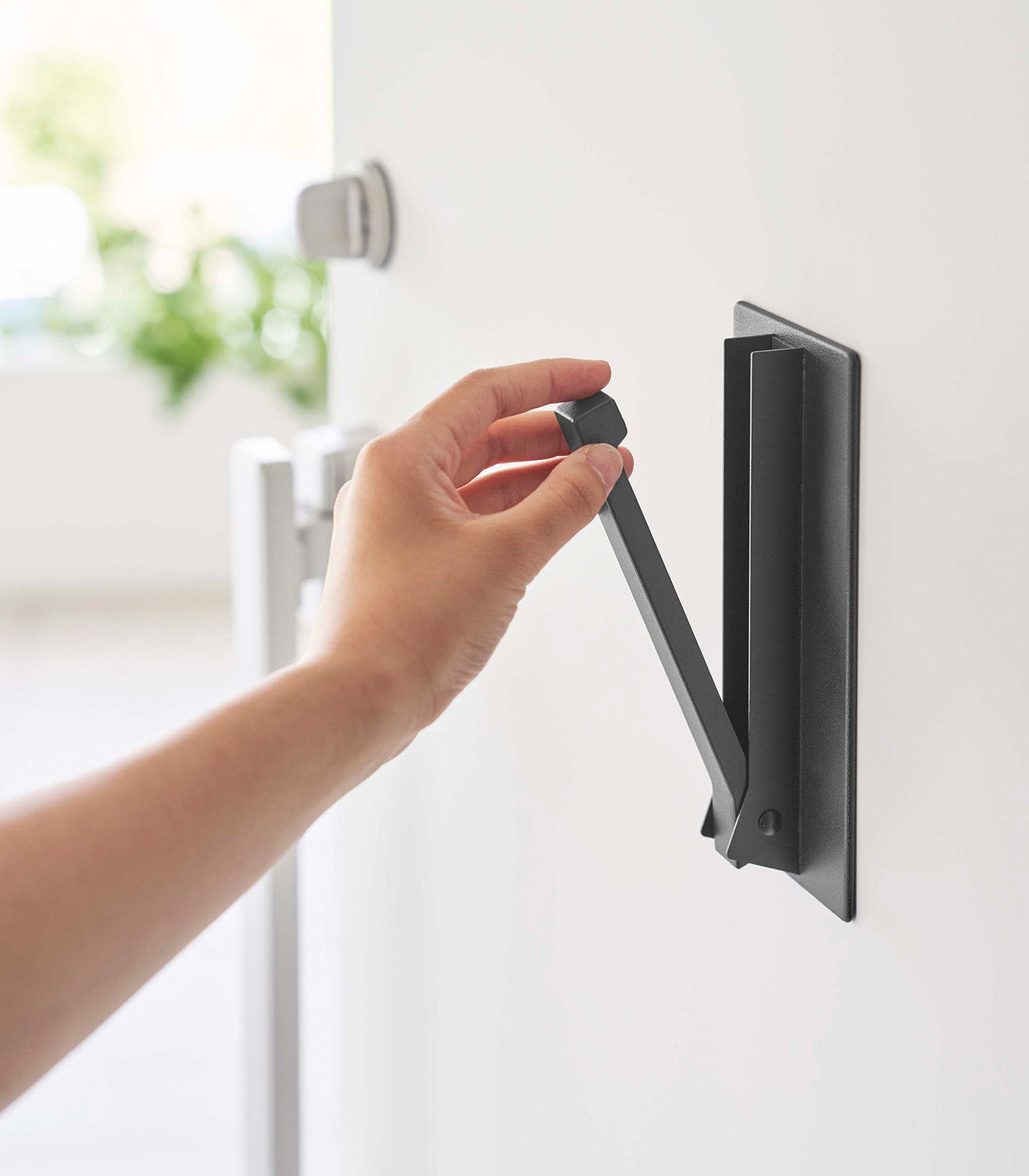 Junips | Magnetic Folding Hook - Steel