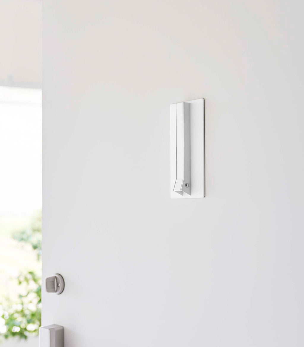 Junips | Magnetic Folding Hook - Steel