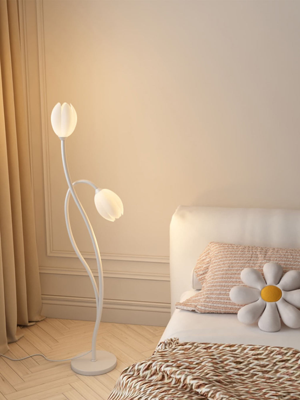 Junips | Modern Flower Floor Lamp with G9 Socket