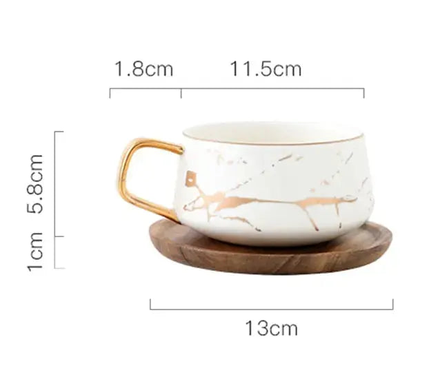 Junips | Marble Pattern Coffee Mug with Gold Decoration