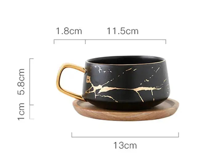 Junips | Marble Pattern Coffee Mug with Gold Decoration