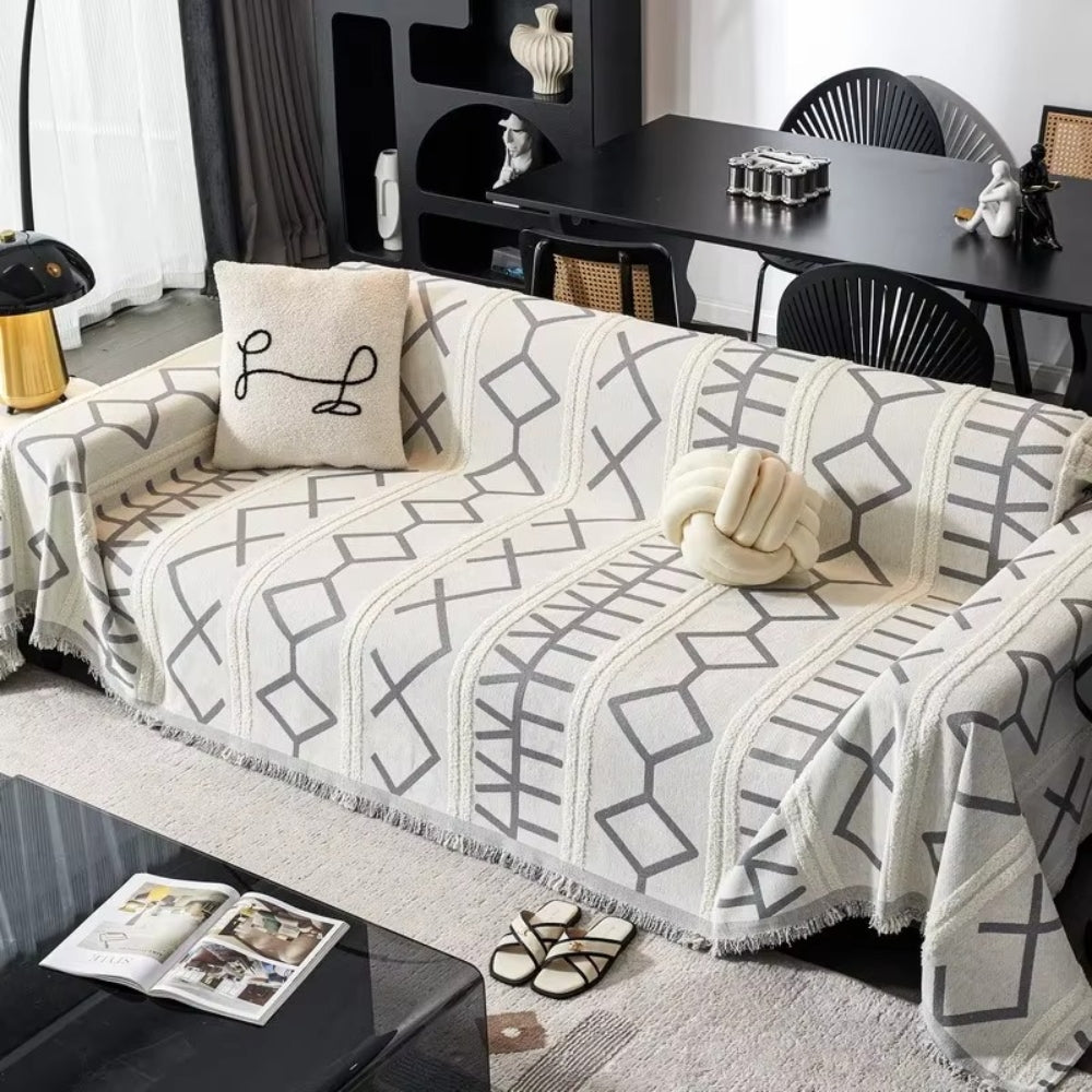 Junips | Maze Four-Season Chenille Sofa Cover