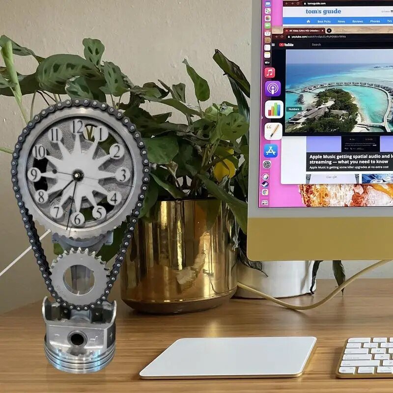 Junips | Watch chain with movement - Silent rotating table clock