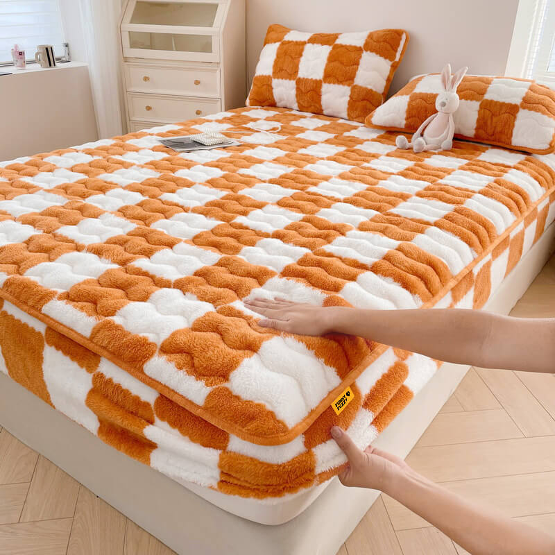 Junips | Milk Velvet Checked Bed Linen Fitted Sheet Mattress Cover