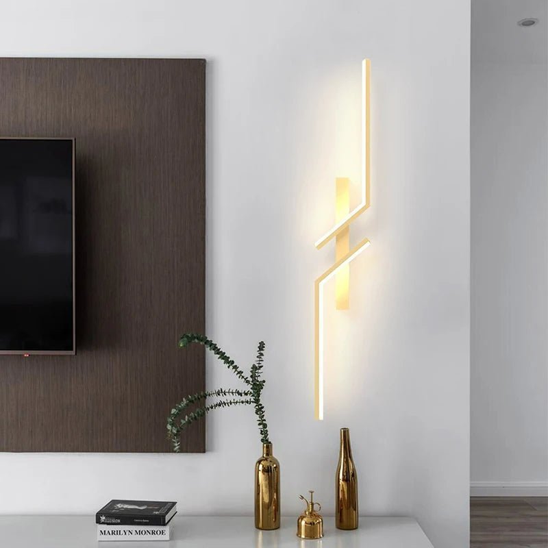 Junips | Creative LED wall lamp with stripe design | Modern design and dimmable light in 3 colors