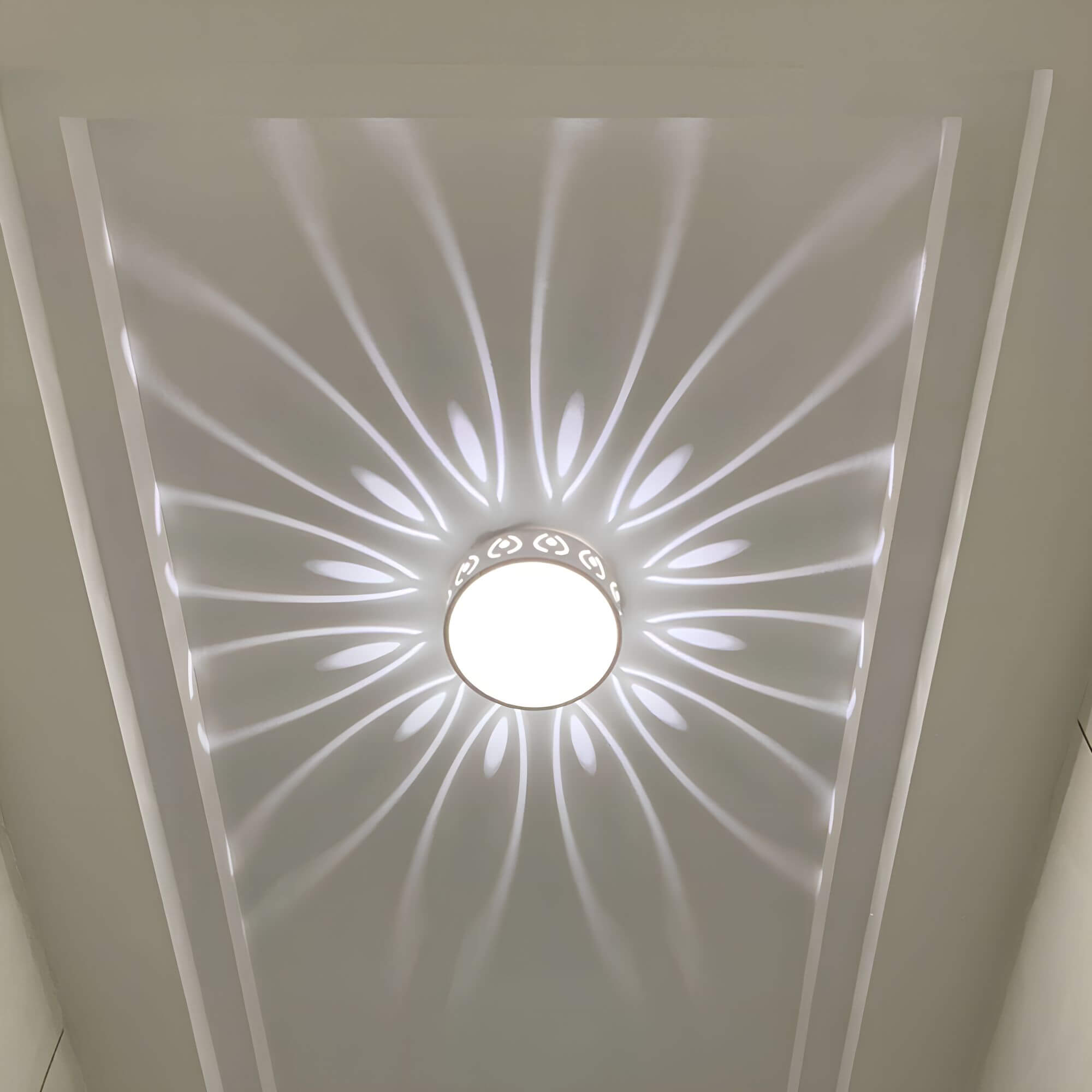 Junips | Modern LED ceiling light - for entrance, hallway and balcony