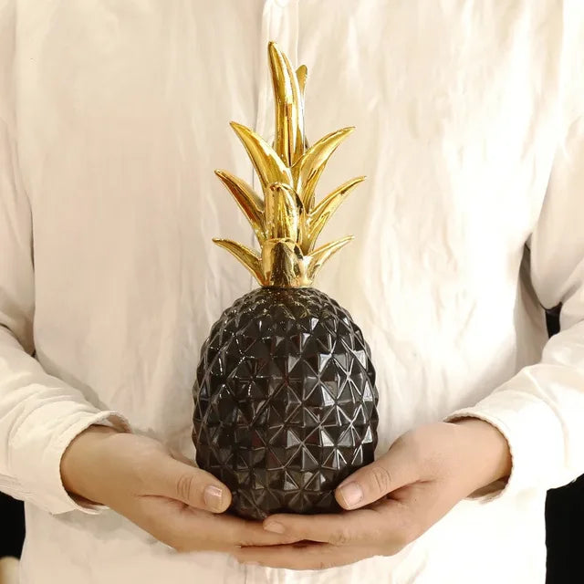 Junips | Gold Pineapple Home Decor
