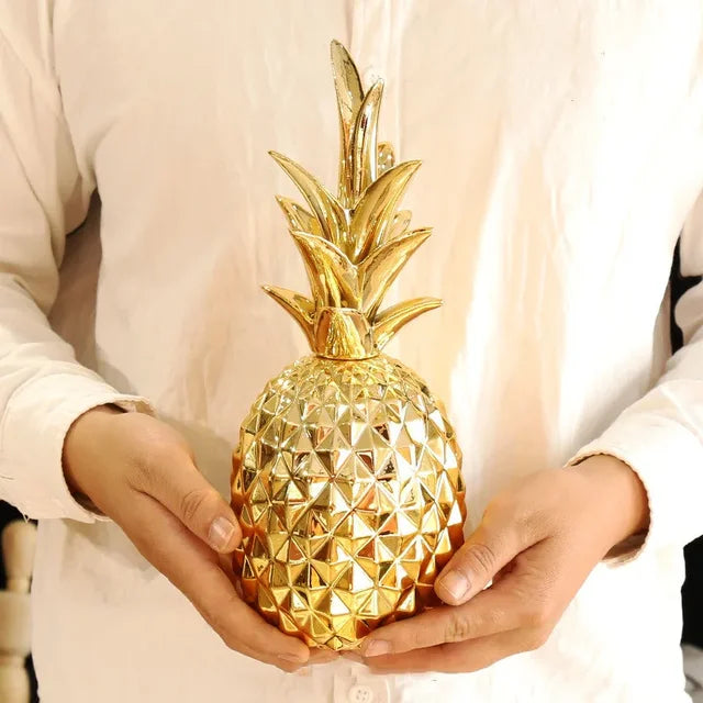 Junips | Gold Pineapple Home Decor