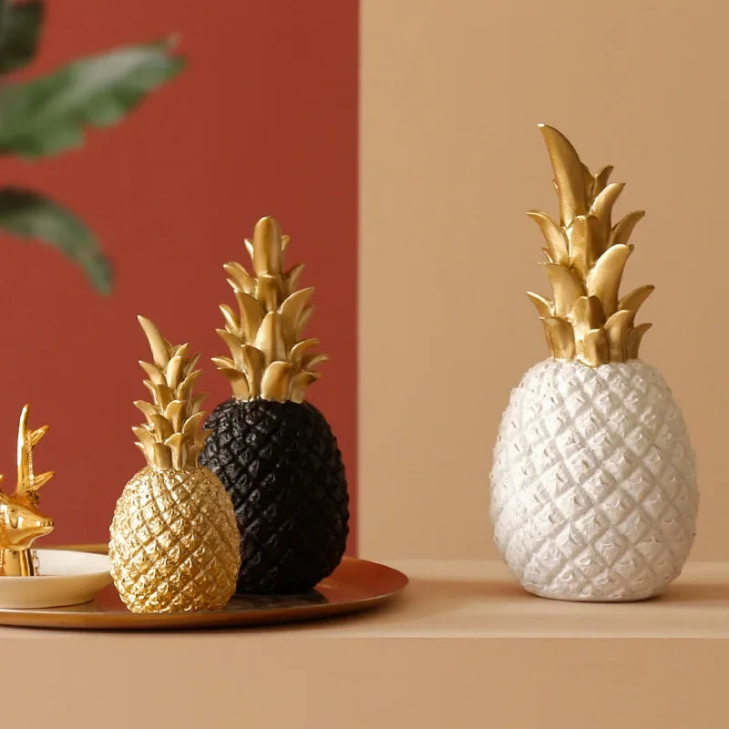 Junips | Gold Pineapple Home Decor