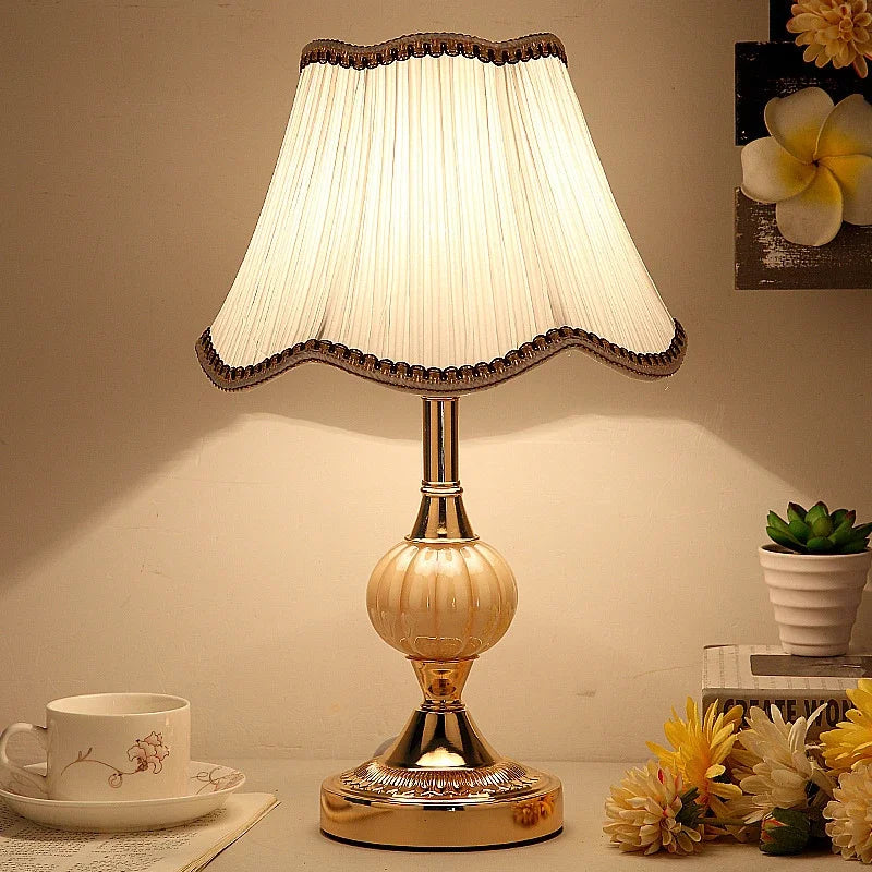 Junips | Designer table lamp combining retro with Nordic minimalism
