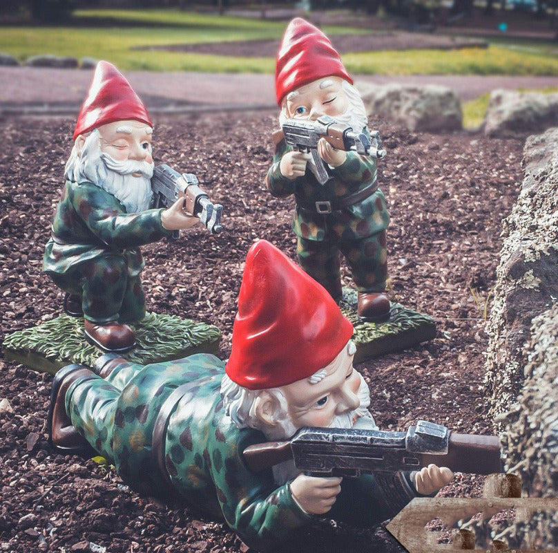 Junips | Military Garden Gnome with Camouflage Uniform