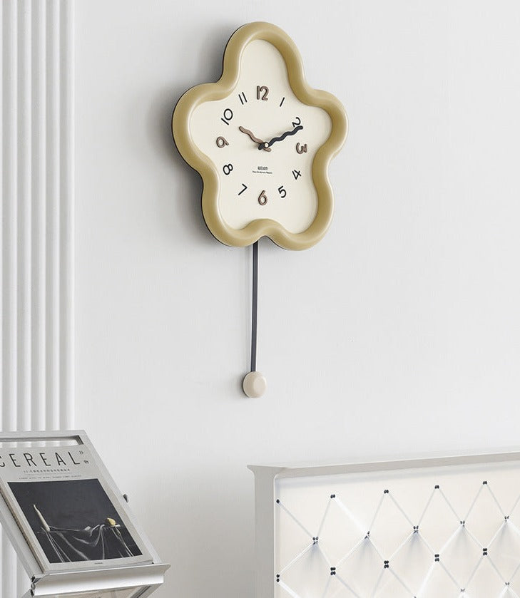 Junips | Cute Pendulum Wall Clock Decoration