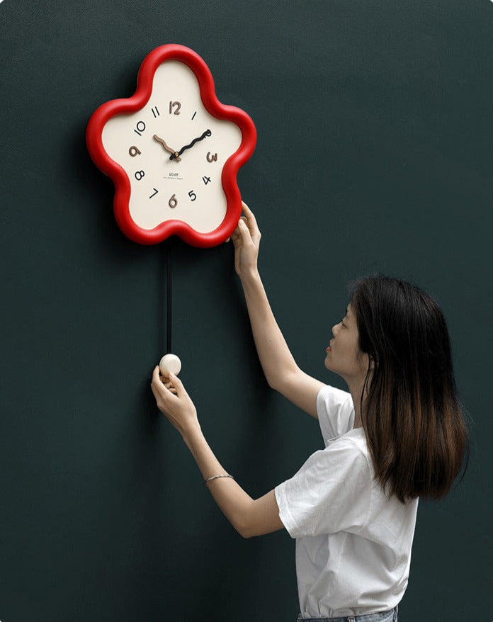 Junips | Cute Pendulum Wall Clock Decoration