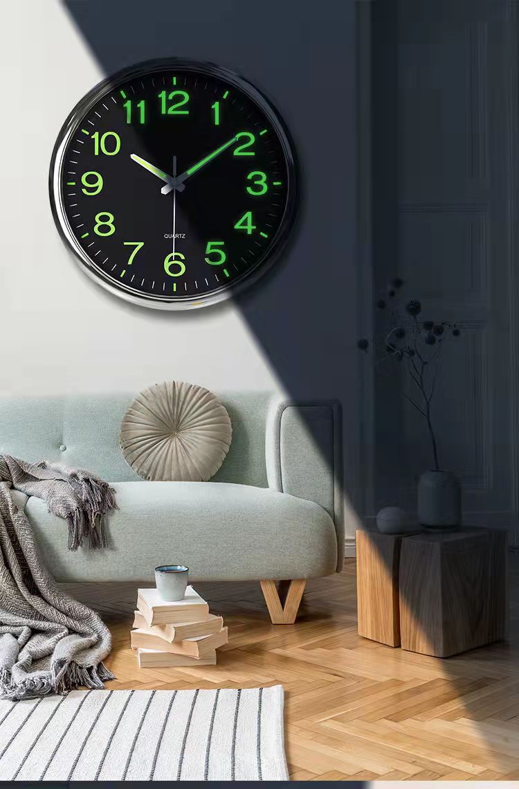 Junips | Illuminating Classroom Silent Wall Clock 30 cm