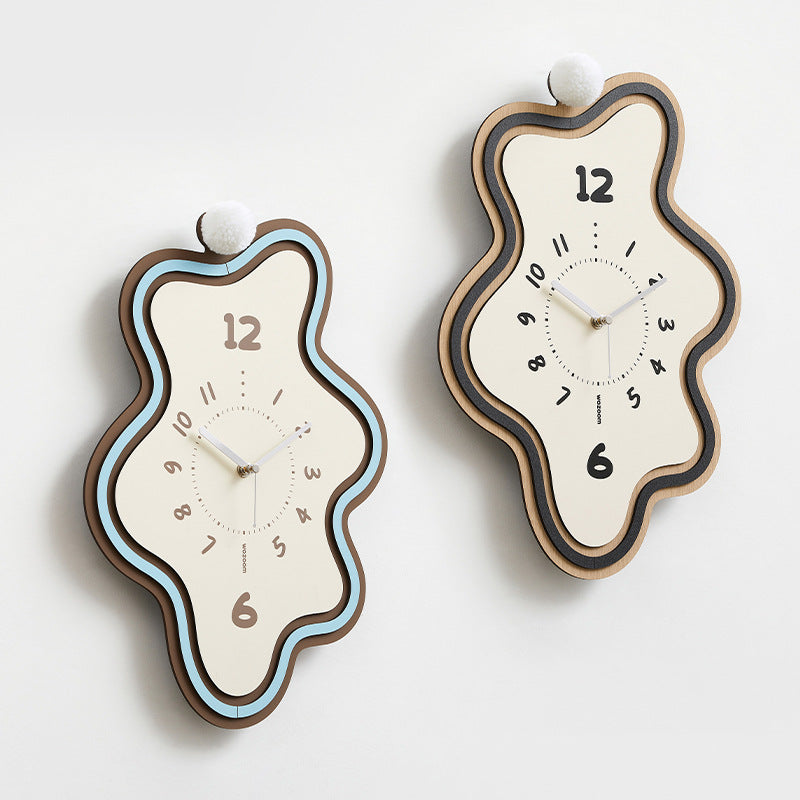 Junips | Creative irregular wall decoration Silent Clock