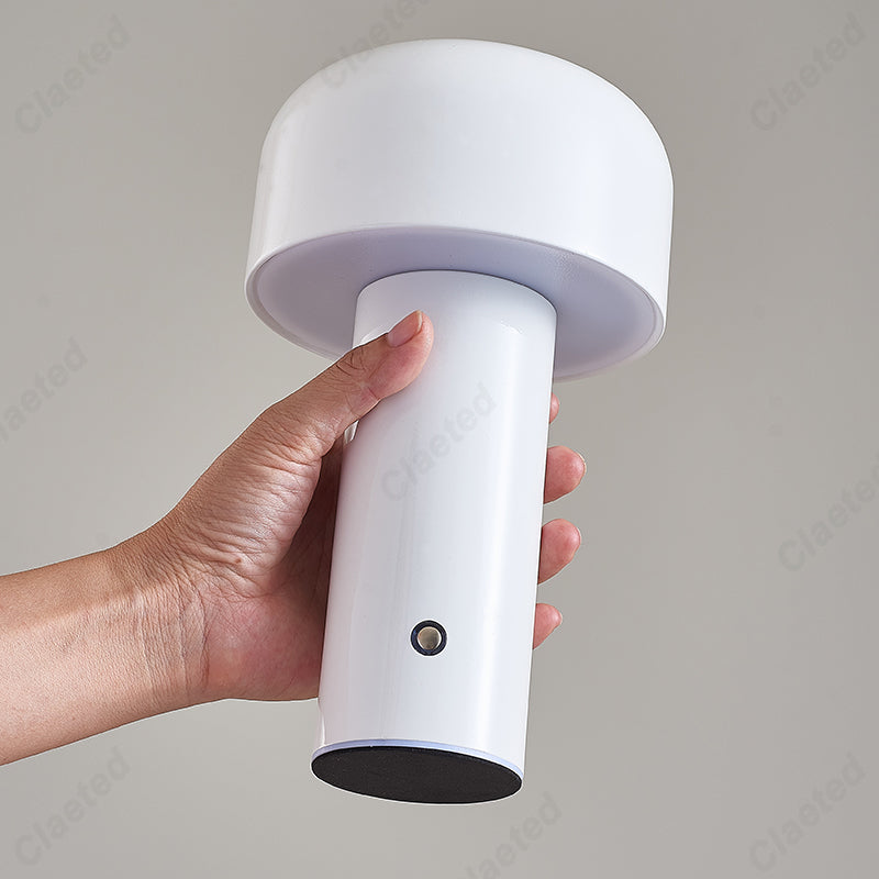 Junips | Bellhop Table Lamp