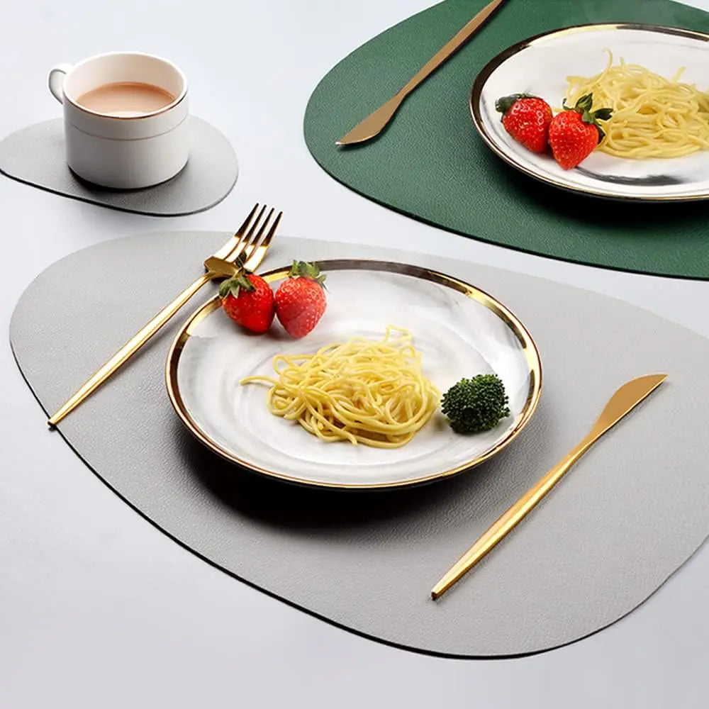 Junips | Irregular Placemat Leather