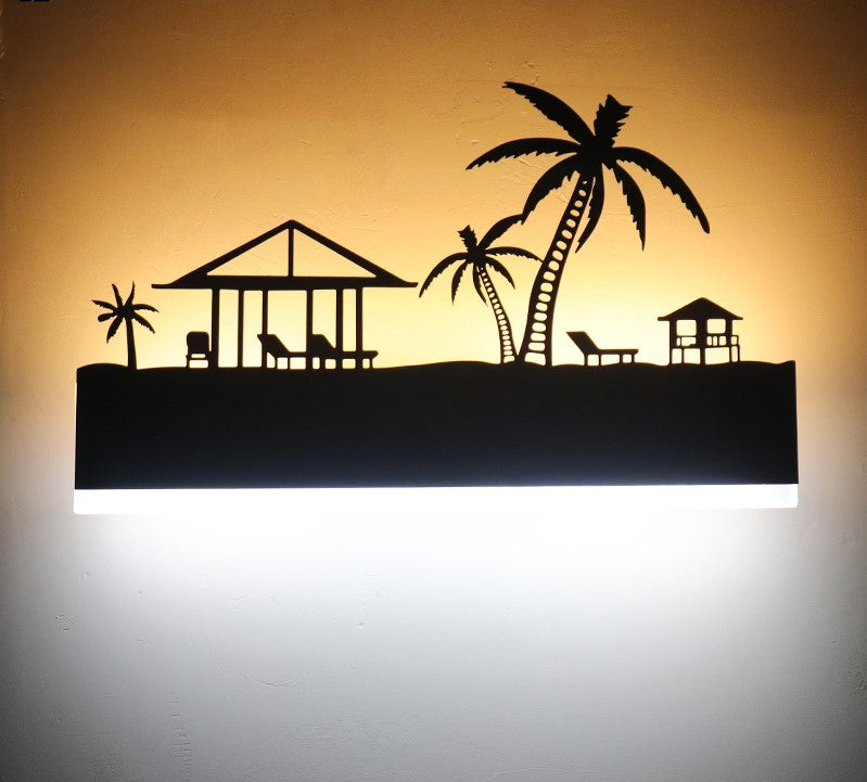Junips | Wall lamp with versatile design