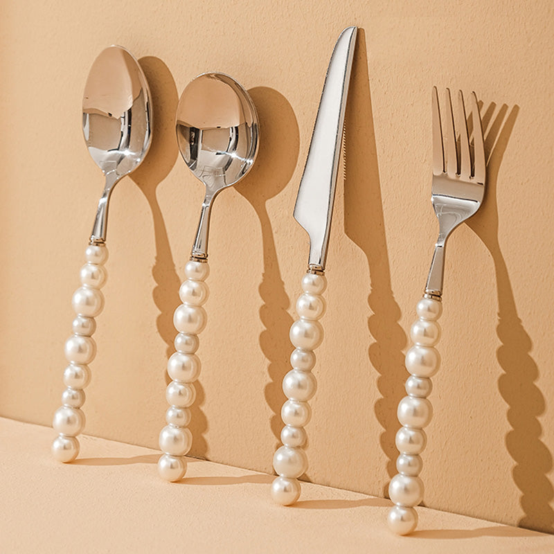 Junips | Pearl grip cutlery 4 piece set