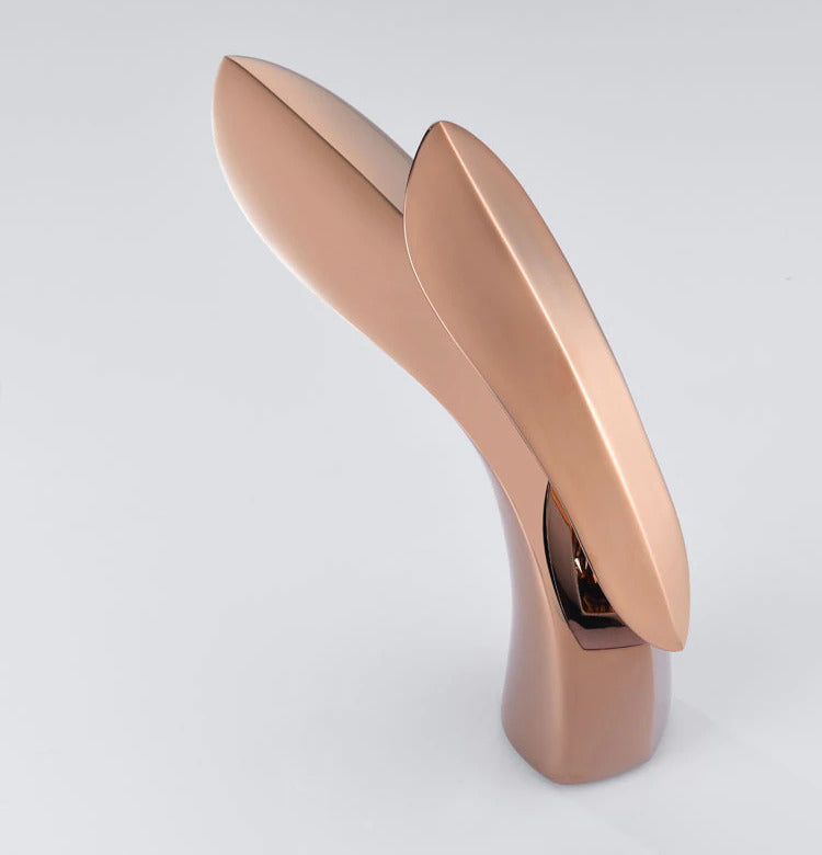 Junips | Luxurious modern bathroom faucet