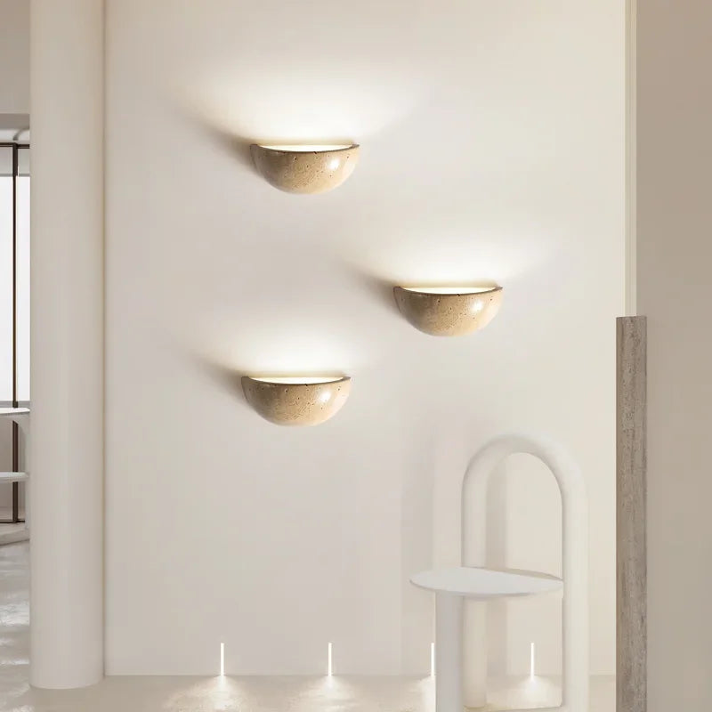 Junips | Elegant Wall Light with Modern LED Technology