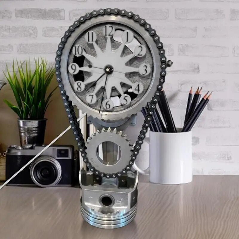 Junips | Watch chain with movement - Silent rotating table clock