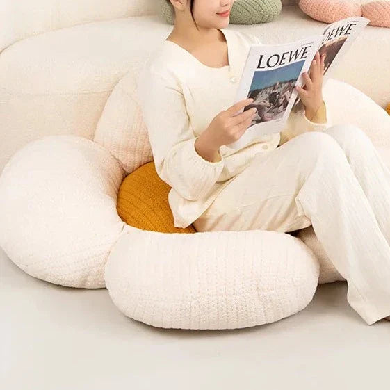 Junips | Daisy Cushion
