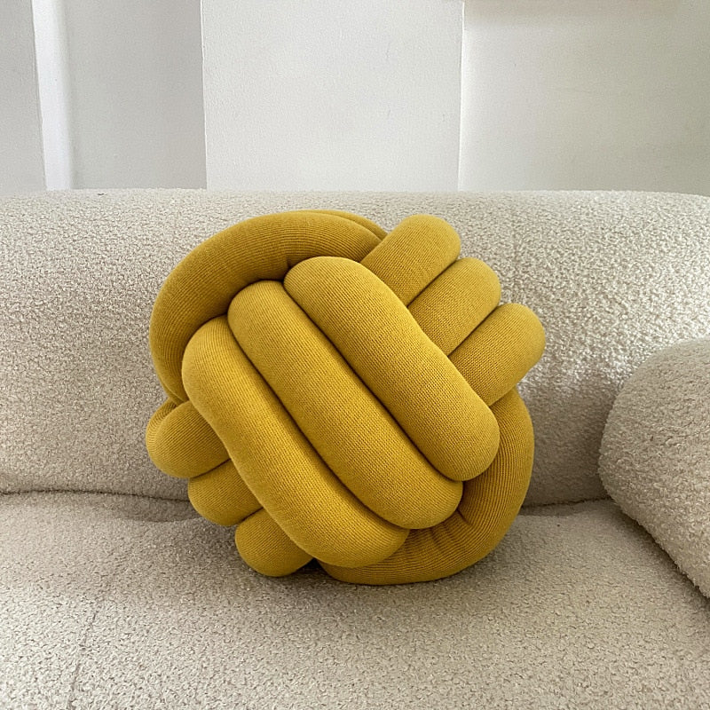 Junips | Knot Pillow