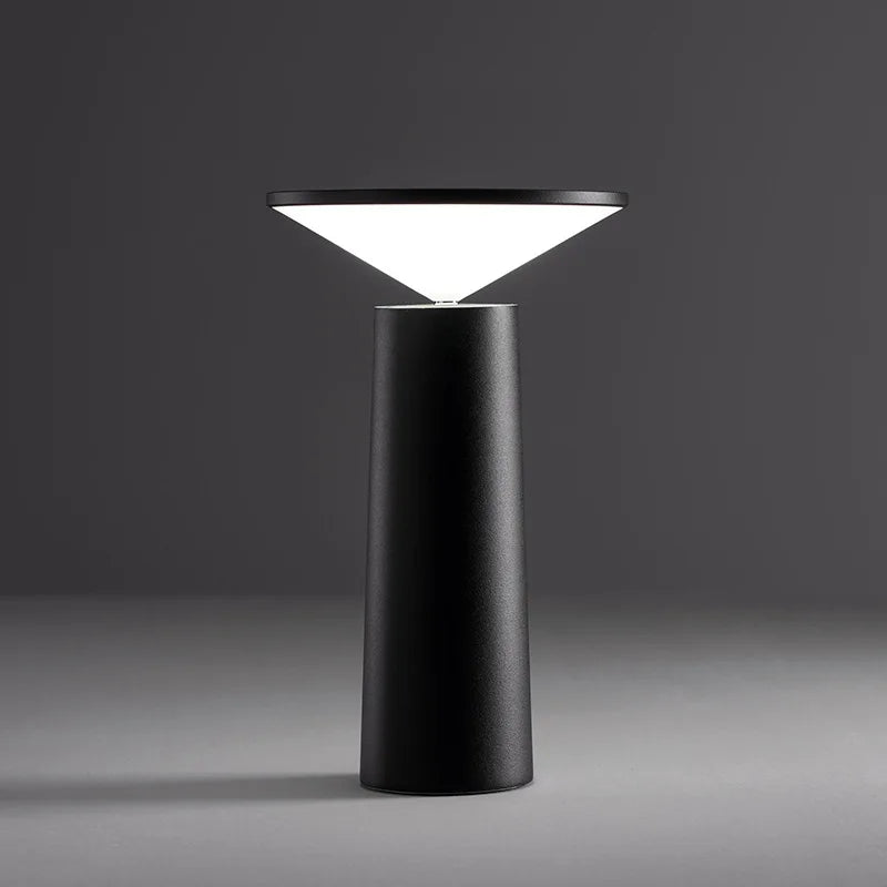 Junips | – Modern Touch Table Lamp with USB