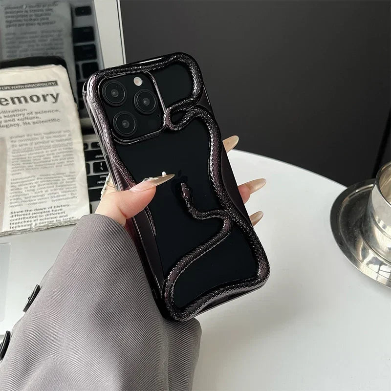 Junips | Snake Wrap Retro Phone Case