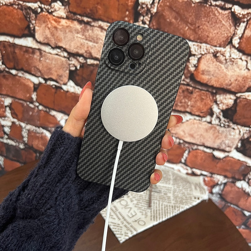 Junips | Carbon Fiber Magsafe Magnetic iPhone Case