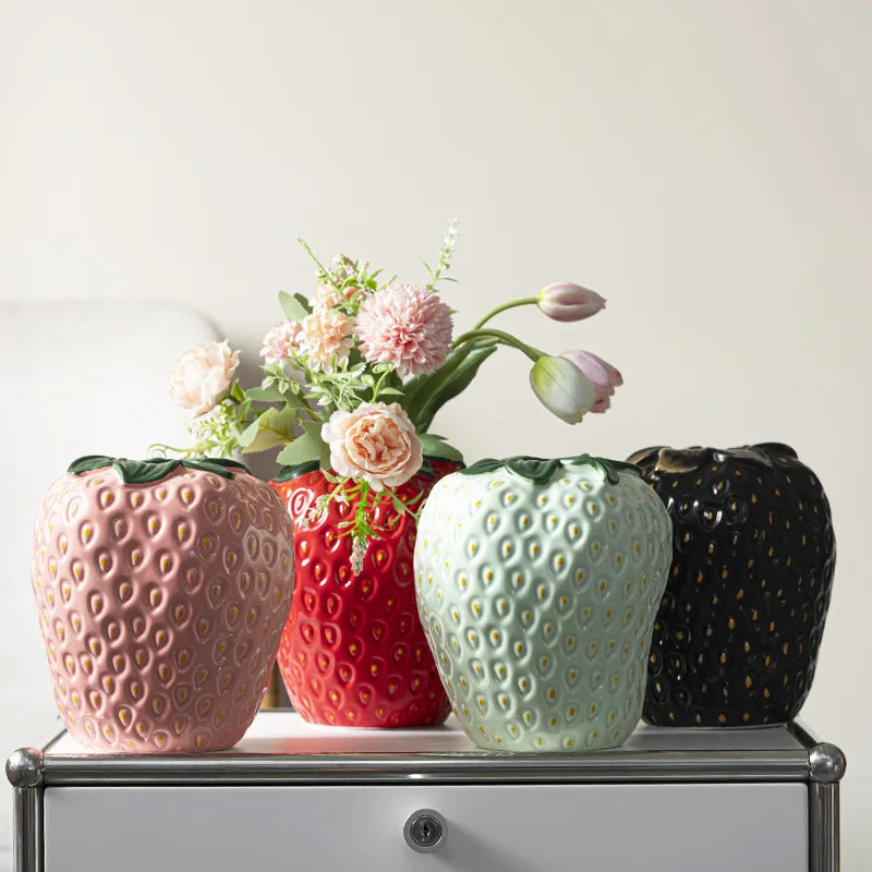 Junips | Ugly Strawberry Vase