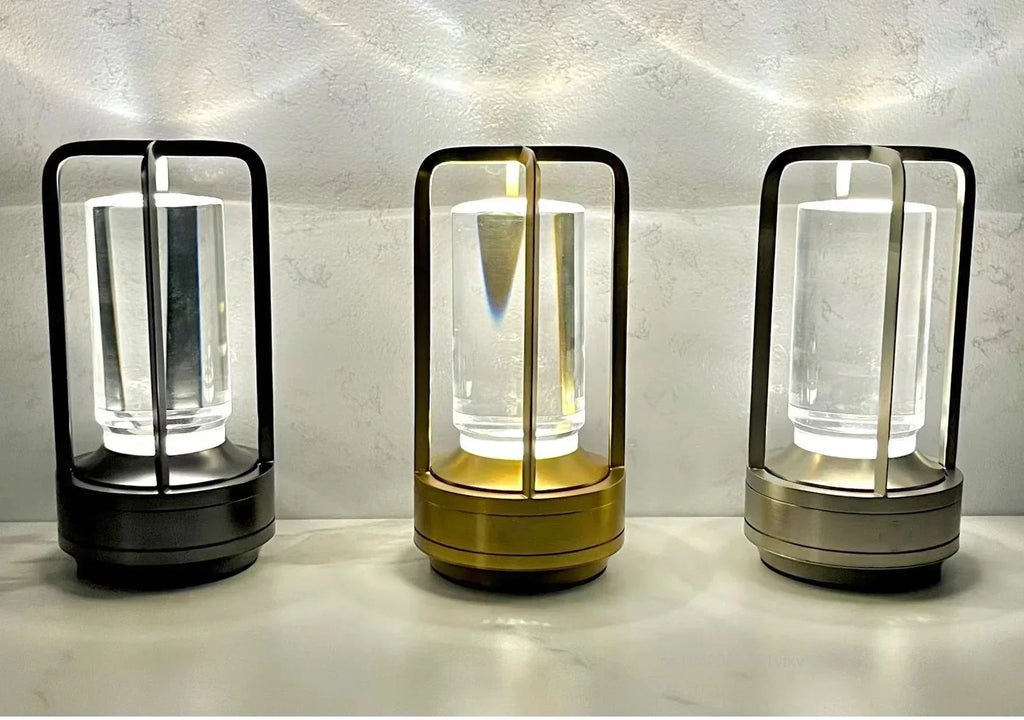 Junips | – Portable Wireless LED Lantern with Charging Station